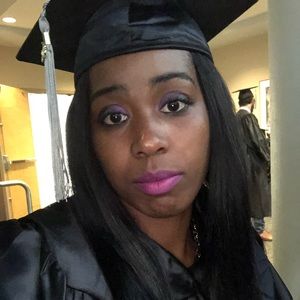 Meet your Posher, Candace